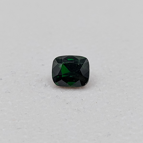 Tsavorite - 5.59ct/ 3pcs