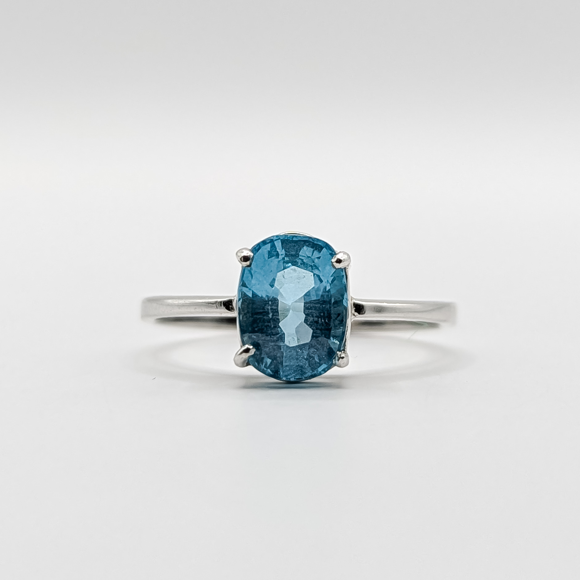 Apatite White Gold Ring