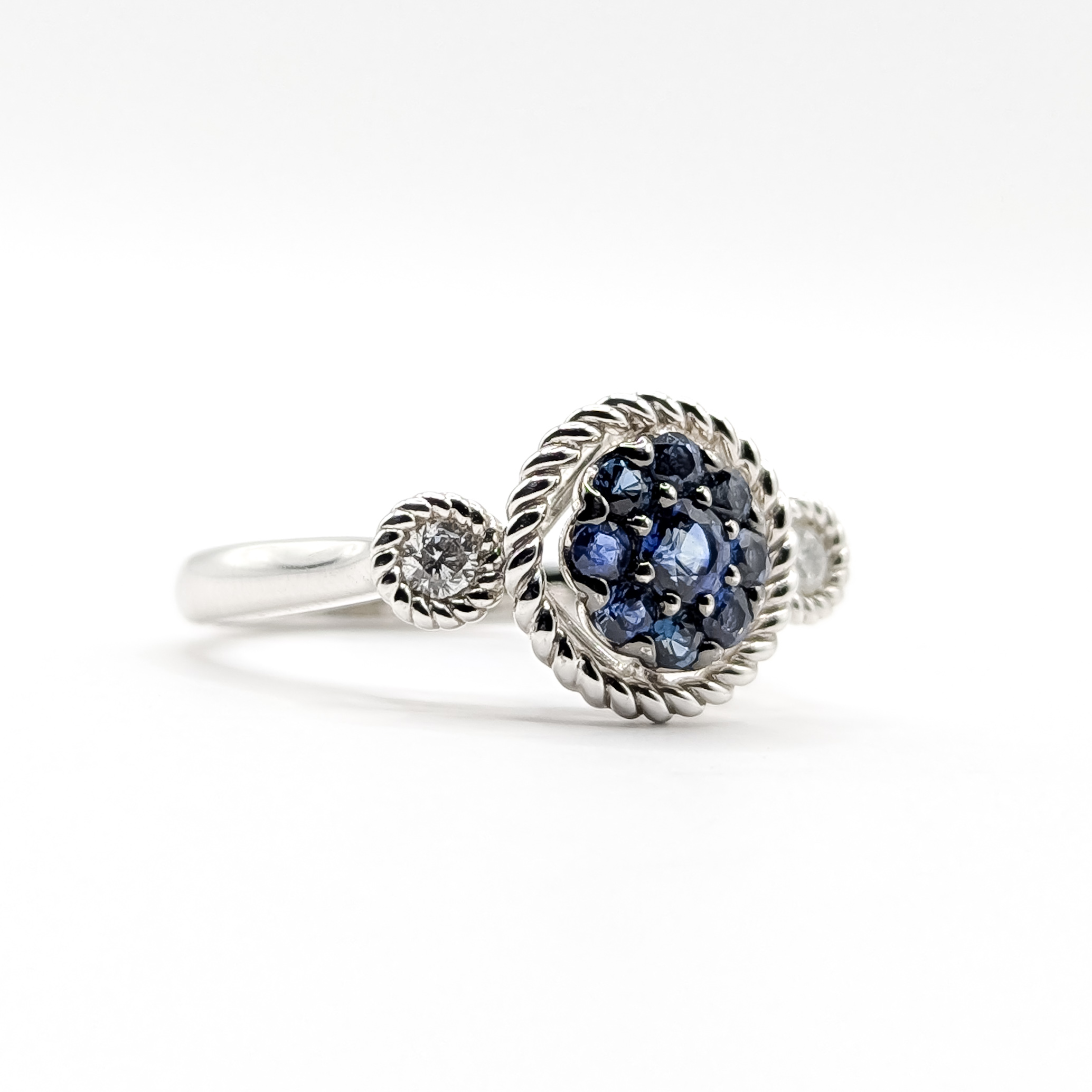 Blue Sapphire Gold Ring